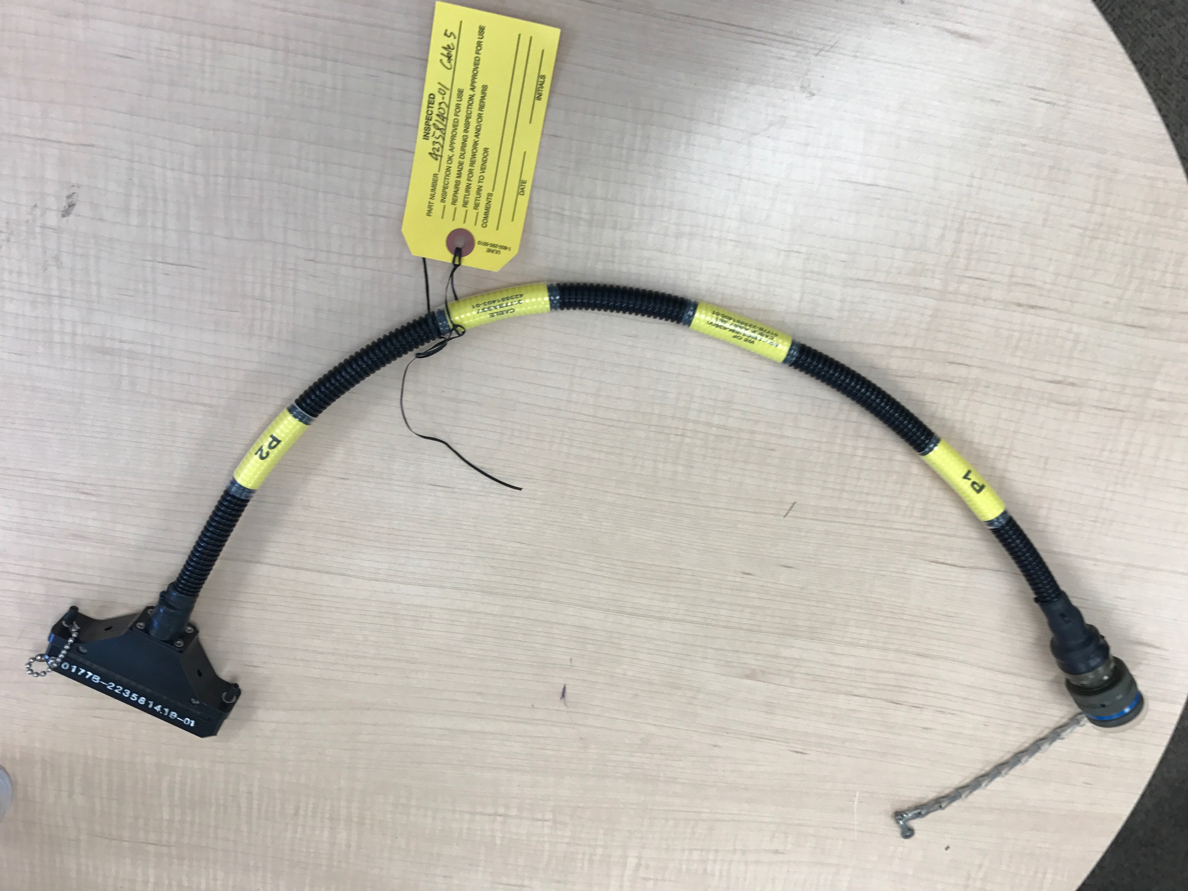 JIRACOR cable assembly with connectors